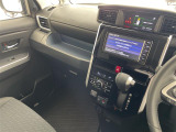 【 オートエアコン 】車内温度を感知して自動で温度調整をしてくれるのでいつでも快適な車内空間を創り上げます!