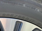 タイヤサイズは205/55R17