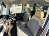 当店の車は全台、保証付きで購入後も安心です。保証期間中は全国のホンダディーラーで保証修理を受け付けております。
