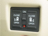 ◆両側電動スライドドア◆狭い駐車場でも乗り降りが楽々♪お子様が隣の車にドアを当ててしまう心配もございません!小さなお子様連れの方もこれで安心。