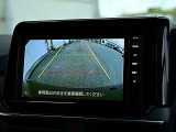 バックビューモニター搭載で運転席からクルマ後方のの状況を確認できます。