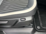 寒い日に重宝するシートヒーター付きです。