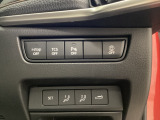 各種機能の切替スイッチは運転席パネル下に集約されています。任意で切り替え可能なため状況に合わせてお使いください。