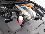 2AR-FSE型 2493cc直列4気筒DOHCエンジン+ハイブリッドシステム搭載、駆動形式はFRです。