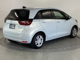 リアはプライバシーガラス付です。見た目もかっこいいですよね。また、太陽光を防ぐので冷房の効きを良くする効果もあるんです。エアコンを控えめにすれば燃費向上も見込めますよ。