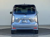 現車を確認できる方へ販売いたします。当社サービススタッフにて純正部品を使い点検整備を実施し、その後、ご納車させていただきますのでご安心してご利用いただけます。