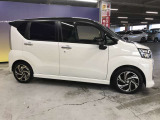 エンジンルーム、室内、クリーニング済みです。厳選したお車を屋内展示場にて展示中☆車両品質には自信がございます!ぜひ一度ご来店ください!!