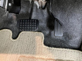 延長保証につきましてはお求めいただく車両によって保証料が異なりますので、当店スタッフまでお気軽にお問い合わせくださいませ。