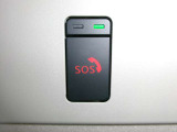 SOSコールは急病時やあおり運転被害などの危険を感じた時スイッチを押すと専門のオペレータに繋がって警察や消防への連携をサポートしてくれます。万が一の事故発生時にはエアバッグ展開と連動して自動通報します。