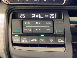 オートエアコン☆室内の温度調節として冷房・暖房が出来るのはもちろんのこと冬場や雨天時の窓の曇り取りとしても活躍します☆