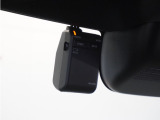 ◆ドライブレコーダー◆映像・音声などを記録する自動車用の装置です。 もしもの事故の際の記録はもちろん、旅行の際の思い出としてドライブの映像を楽しむことができます。