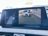 車両の頭脳といっても過言ではない『iDrive・システム』。オーディオ・ハンズフリー・ナビゲーションはもちろん、車両状況・操作説明まで確認する事ができます。