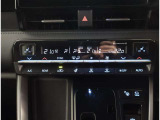 夜間走行でも安心のLEDへッッドライト搭載車です。とても明るく白い光で照らします。この装備も人気のアイテムですね