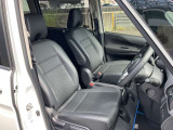 運転席、助手席まわりです。実際お座りいただくのが、分かりやすいと思います。お気軽にご来店ください!
