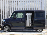 現車確認をご希望の際は、ご希望の日時等を営業スタッフまでご連絡下さい。もちろんお見積りメールでのご連絡もお待ちしております。