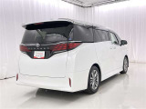 沢山乗れるのがこの車の魅力!2台で移動しないと・・・なんて時もこの車なら1台で!大活躍です♪