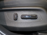 【パワーシート】メモリー機能付きパワーシート装備車です。電動でシートが動きます、高級感がありとても便利な機能です!