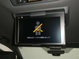 【大画面の後席モニター】大迫力でTVやDVDなどの動画を楽しめます。お子様やロングドライブには必需品ですよね!