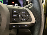 ステアリング右側に電話スイッチ・オーディオ操作スイッチ・LKCスイッチ・全車速追従機能付ACC操作スイッチ・D assist切り替えステアリングスイッチが付いています。
