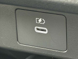 [USBソケット]今や必需品のUSB!!お出かけの際には大活躍間違いなし!!!