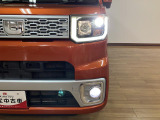 【LEDヘッドライト・LEDフォグ】LEDヘッドライト・フォグランプで視界を明るく照らしてくれるので、夜間走行の安心感を一層高めます♪LEDの明るい光が霧の発生や悪天候時に視界確保をサポートします!