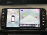 【アラウンドビューモニター】車を上から見下ろしているかのような映像で周囲の状況がひと目で確認、狭い駐車場に駐車するときも安心です♪♪障害物などがあると警告音がなりますので安心して駐車が出来ます★