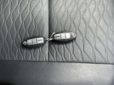 インテリジェントキー装備。ポケットやカバンに入れておくだけ。車両の始動操作を楽にする便利アイテム☆