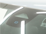 ◆Honda SENSING◆ カメラ等装置で精度の高い検知能力を発揮、安全運転を支援します。ステアリング上のコントローラーに注目!