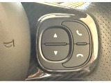BluetoothやCarPlay&Aodroid Auto(※装備車)接続により、ハンズフリー通話はもちろん、オーディオ操作やソースの切り替えも可能です。