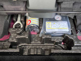 タイヤ応急修理キット&車載工具がラゲッジルームに格納されているので、万が一パンクした時も応急処置ができて安心です。