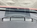 車速やナビのルート誘導などを表示してくれるアクティブ・ドライビング・ディスプレイ。視線や焦点調節が少なく済み、気持ちよく安全に運転を楽しめます。