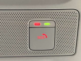 【SOSコール】急病時や危険を感じた時にはSOSコールスイッチを押すと専門オペレーターに接続!万が一エアバック展開事故の時は自動通報します!