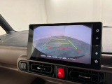 バックカメラついてます。しかもディスプレイオーディオ♪見た目もスマートで操作も簡単。車内の快適さがグッと上がるので日ぜひ一度使ってみてください