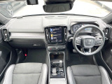 XC40 T4 AWD Rデザイン 4WD 