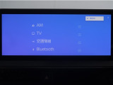 ディスプレイオーディオを装備。スマートフォンと車を繋ぐことで、これまでのナビに加えて色々なサービスが楽しめます。