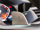 【パドルシフト付】Mマルチステアホイルに付随する「パドル・シフト」F1マシン感覚でシフトチェンジが可能となりよりドライビングの楽しさを演出します