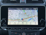 日産純正のナビになります。