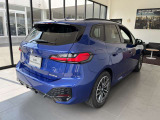 【ご納車後について】遠方のお客様はお住まいのエリアのBMWサービス工場にてメンテナンスを受けて頂けます。現地BMWへのお取次ぎなどもさせて頂きますのでご安心下さい。