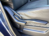 一人一人に合ったポジションにシートを細かく調整することが出来ます。長時間の運転でも疲れにくくなり、安心して運転することに寄与します。