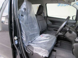 視野が広く操作しやすい運転席