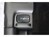 左右シートヒーター装備付き車!!座席に埋め込まれた電熱線によりシートを暖めることが出来る装備で、温められたシートは、寒い冬には最適です!!