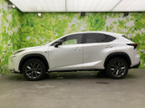 NX 200t Fスポーツ 