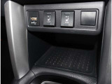 シートヒーター搭載車種。寒い冬に嬉しい機能です。