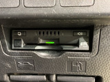 いまや快適なカーライフに欠かせないETCが付いています。