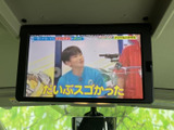 後席の乗員に楽しんでもらえるよう、動画再生機能が搭載されています。長距離移動も退屈知らずですね。快適なドライブをサポートします。