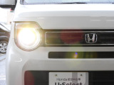 ★LEDヘッドライト★点灯の瞬間から大光量を発揮し、配光性にも優れ、夜間や悪天候時のほか、突然暗くなるトンネルなどでの安心感を高めます。オートハイビーム機能で周囲への配慮と利便性を両立しました!