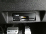 ここにETCが付いております。高速道路の料金所もスイスイ♪ ETCカードの申し込みは日産カードがおすすめ☆「安心」「おトク」「便利」で皆さまのカーライフをサポートする特典満載のカードです。
