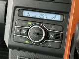 【オートエアコン】AUTOボタンを押してお好みの温度を設定!快適な室温でドライブをお楽しみいただけます♪