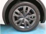 【タイヤ】タイヤの残量は4mmです。ご納車前に点検・空気圧調整もさせて頂きますので、ご安心下さい。