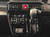 温度を設定すれば、自動で車内の温度管理をしてくれる優れものです♪ATミッションで運転楽々